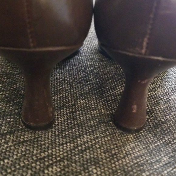 Bandolino Brown heels - Picture 6 of 7
